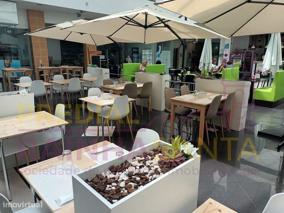 Trespassa-se restaurante no centro de Azambuja