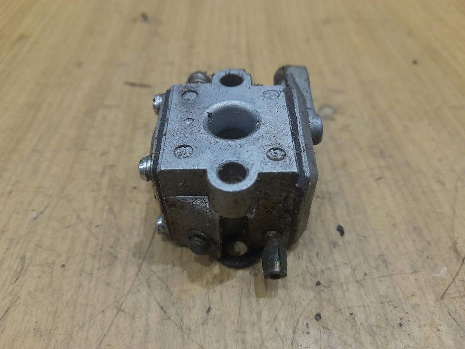 Mcculloch Mac 65 Gaźnik Walbro Oryginał