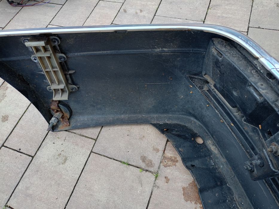Zderzak tylny tył Audi 90 B3