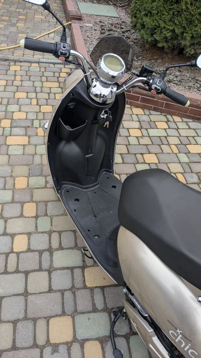 Продам электро скутер chic 800w