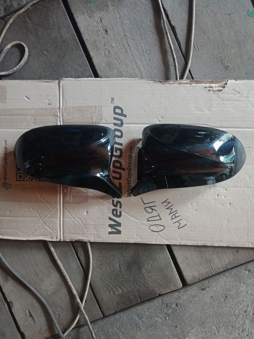 Накладки на зеркала BMW