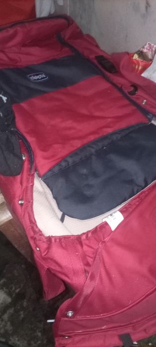 2 berços Chicco 10eur.