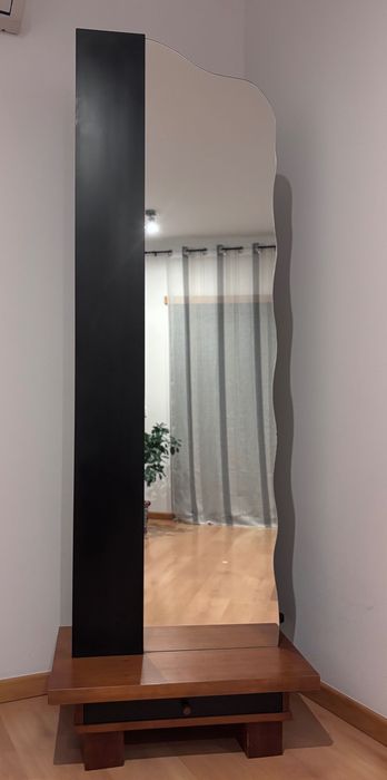 Cama de casal em cerejeira