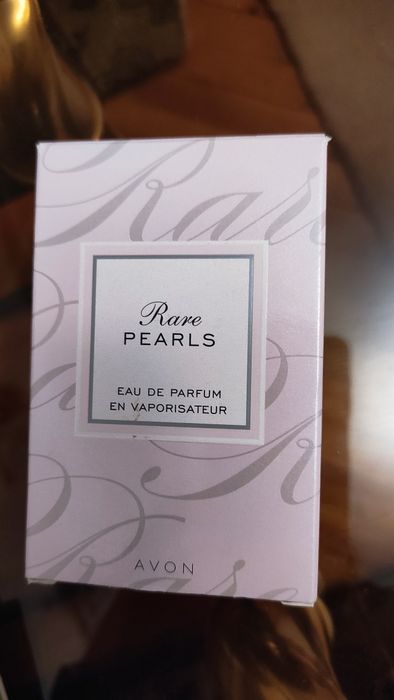 Парфумована вода Avon Rare Pearls
