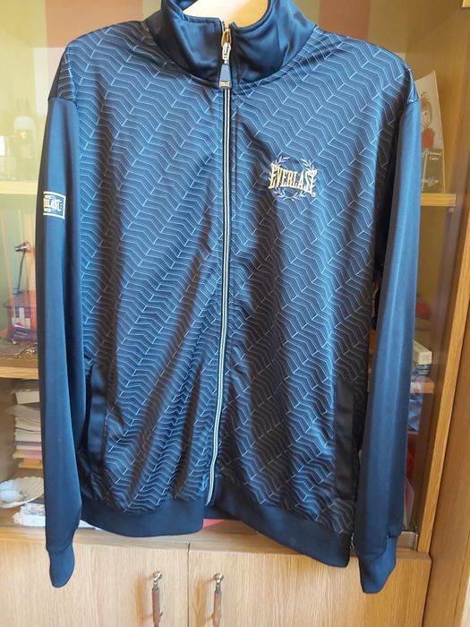 Bluza w kolorze czarnym angielska