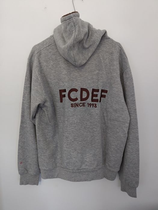 Sweatshirt hoodie cinzenta
