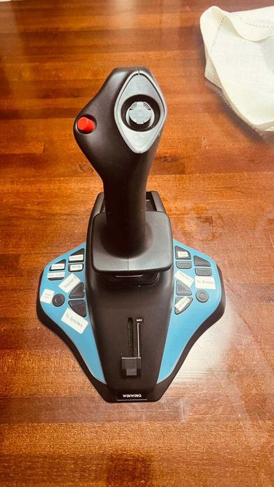 joystick winwing praticamente novo para MSFS