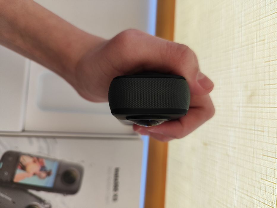 Insta 360 x3 в хорошому стані