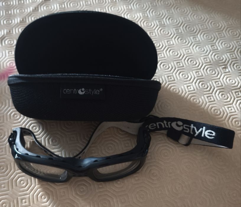 Armacao de oculos para desporto