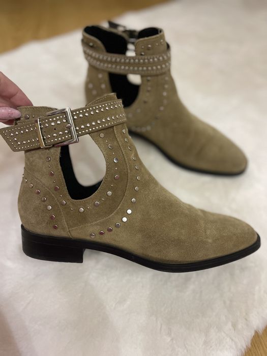 Жіноче взуття Zara, туфлі