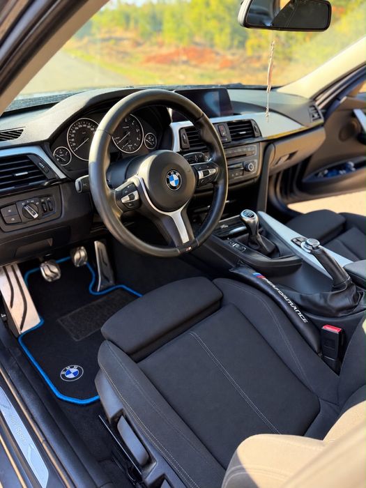 BMW 320d F30 163cv — 2012