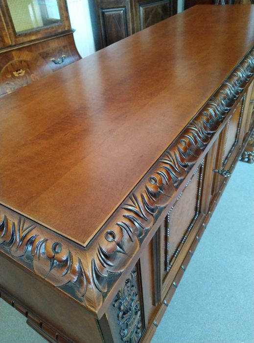 Stylowa komoda Schlingmann lwie łapy