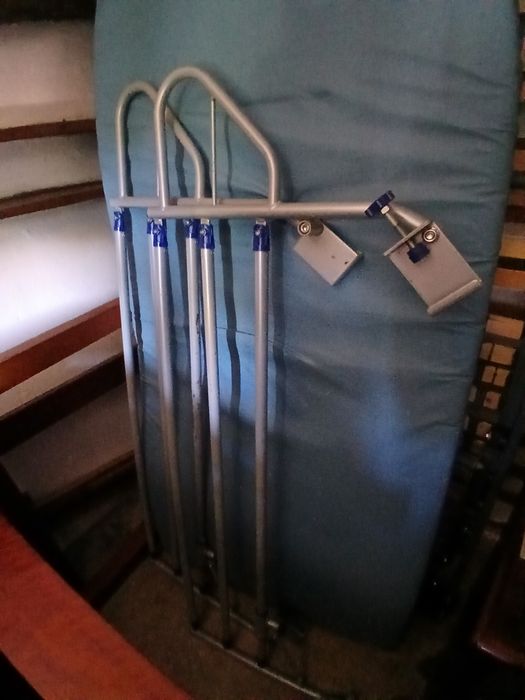 Cama articulada com colchão de enchimento