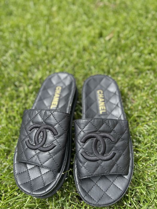 Шлепанцы Chanel , пляжные шлепанцы Шанель
