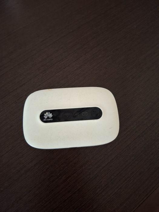Портативный 3G Wi-Fi роутер Huawei EC5321u-2