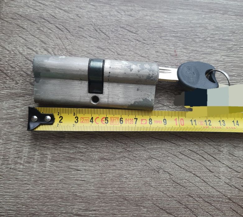 Серцевина (лічинка) замка 40×40, 1 ключ