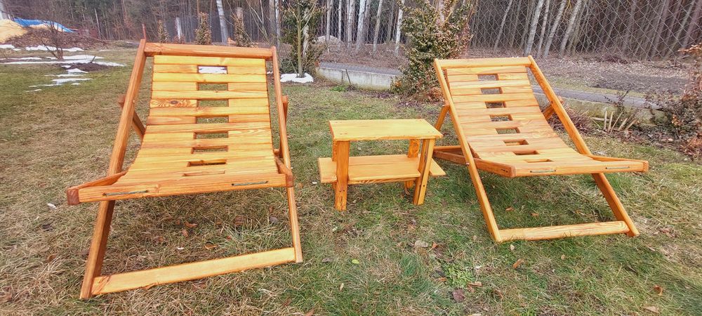 Komplet leżaków drewnianych + stolik