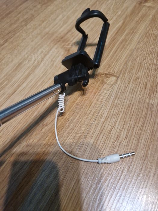 Teleskopowy selfie stick jack