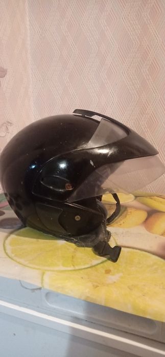Продам шлем  б/у