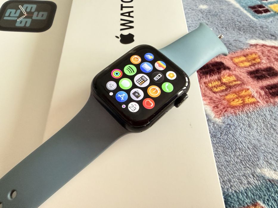 Apple Watch SE 2nd gen 40mm