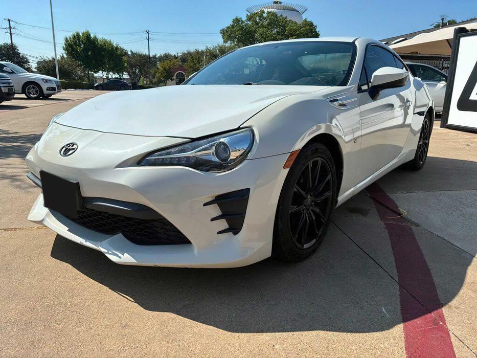 Toyota 86      2018
