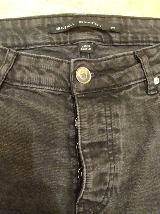 Джинсы узкие (пояс 44)-серые рваные от Zara man (34) + графитовые Brave Soul