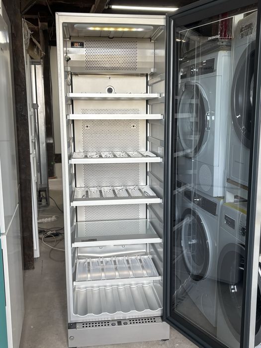 Siemens KS38WA40/01 iQ700 | Винний холодильник на 106 пляшок