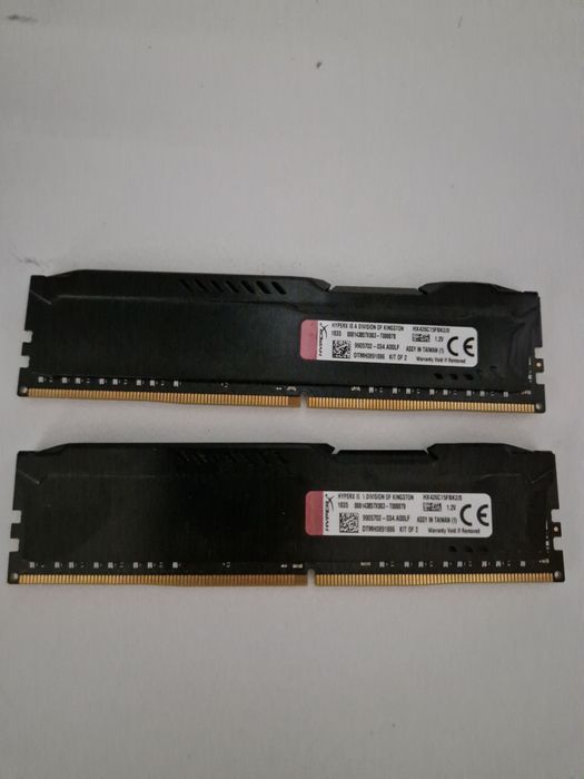 ddr4 Kingston 4g 2 плашки.