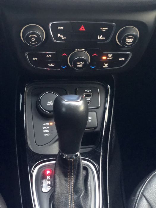 Jeep compass 2020 limited +