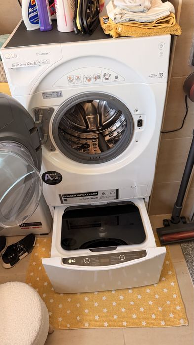 Máquina de Lavar Roupa LG FH4G1BCS2 – 12 kg
