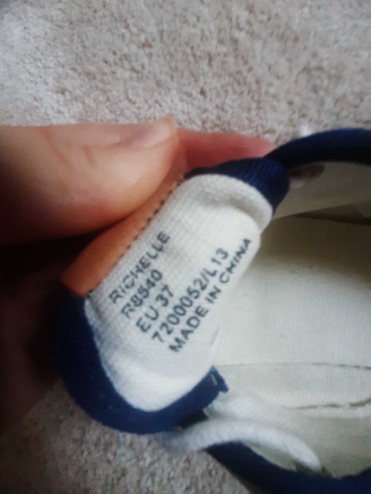 Nowe granatowe sneakersy marki Calvin Klein