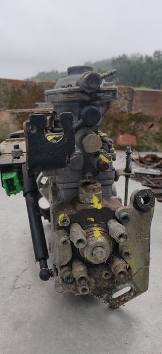 Bomba injetora Terrano II