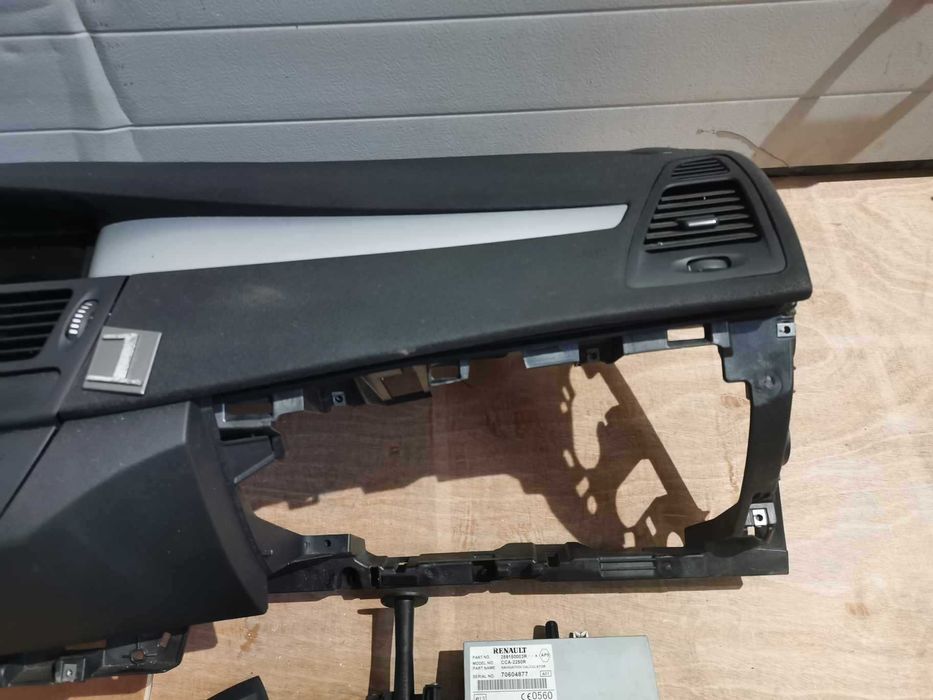 Laguna III Deska rozdzielcza Konsola Kokpit