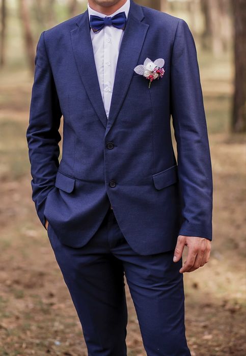 Чоловічий костюм