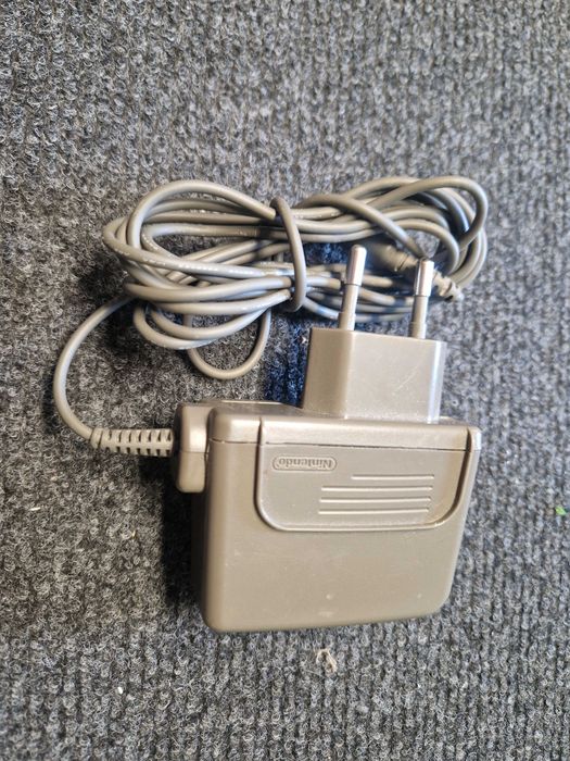 Zasilacz do Nintendo  USG-002
