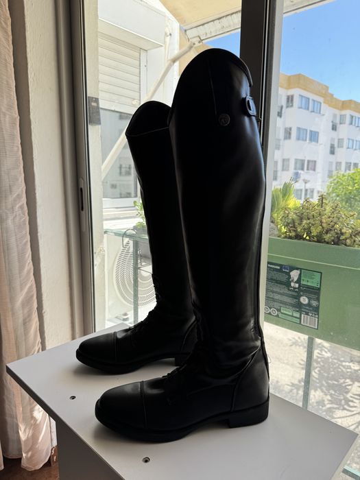 Vendo botas de montar a cavalo usadas 2 vezes, HORKA