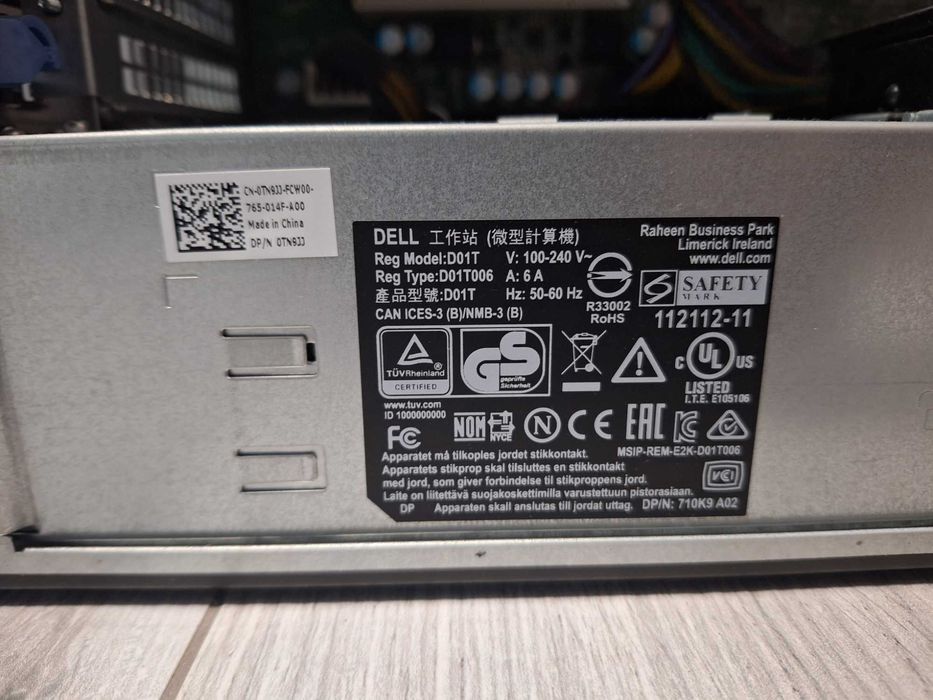Stacjonarny komputer Dell Precision Tower 5810  Windows 11