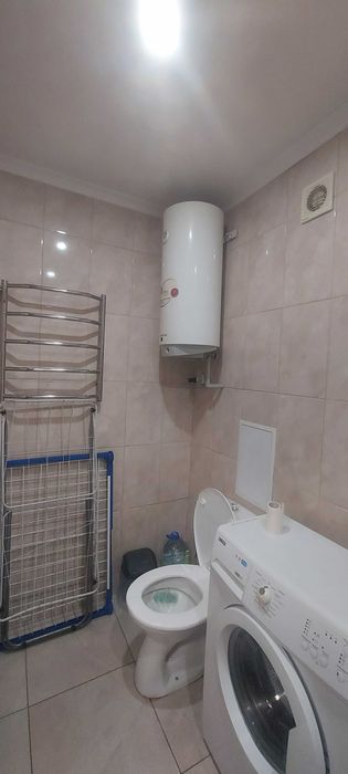 Здається подобово однокімнатна квартира у Глевасі