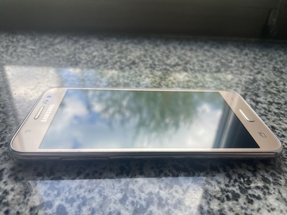 Продам мобільний телефон