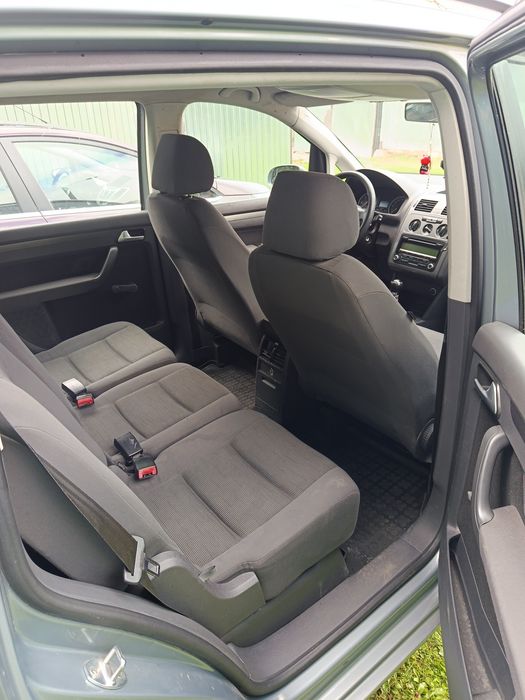 Volkswagen Touran 1.9 2009 r