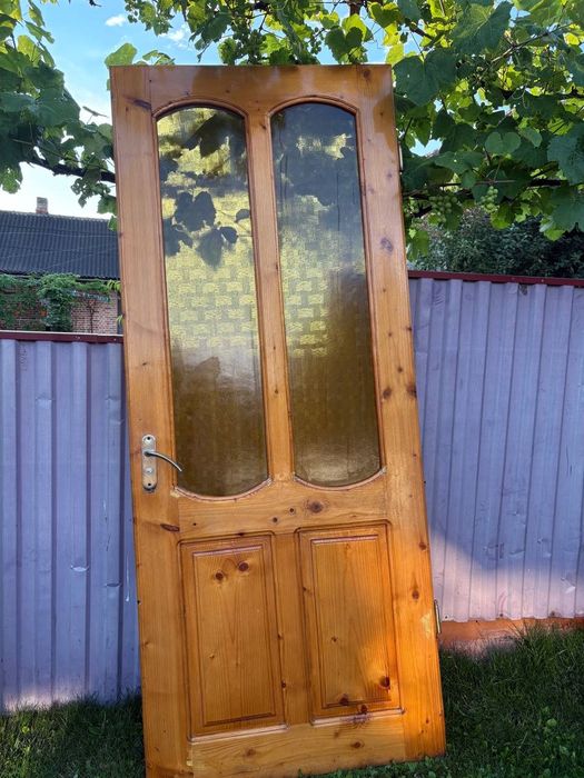 Продам міжкімнатні двері БУ