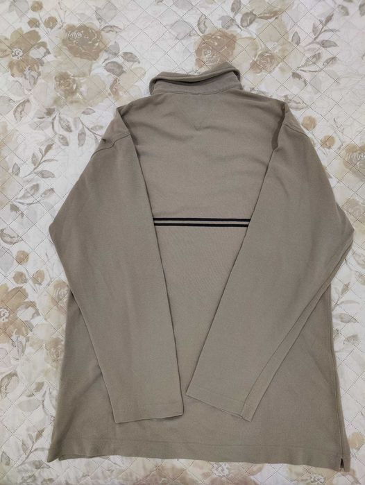 Polo manga comprida Tommy Hilfiger tam. L em excelente estado