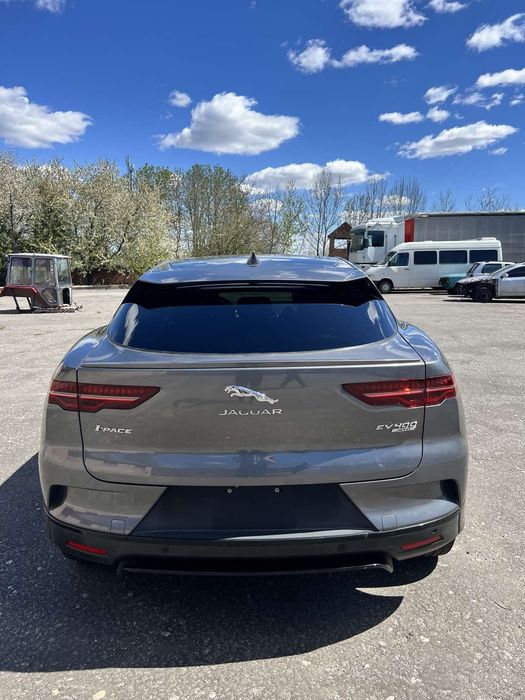 Продам Jaguar i-pace EV 400