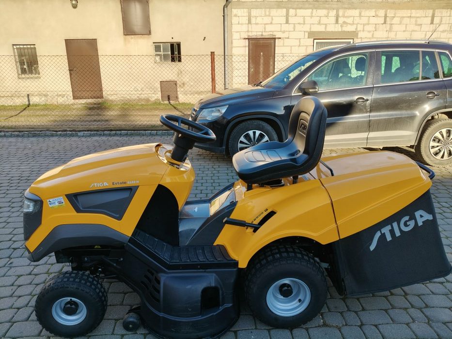 Kosiarka traktorek Stiga Estate 21KM