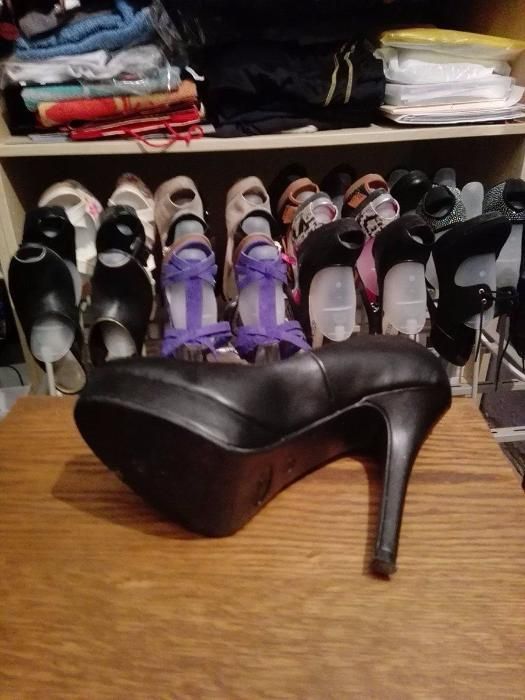 Szpilki na platformie Gorgeous New Look