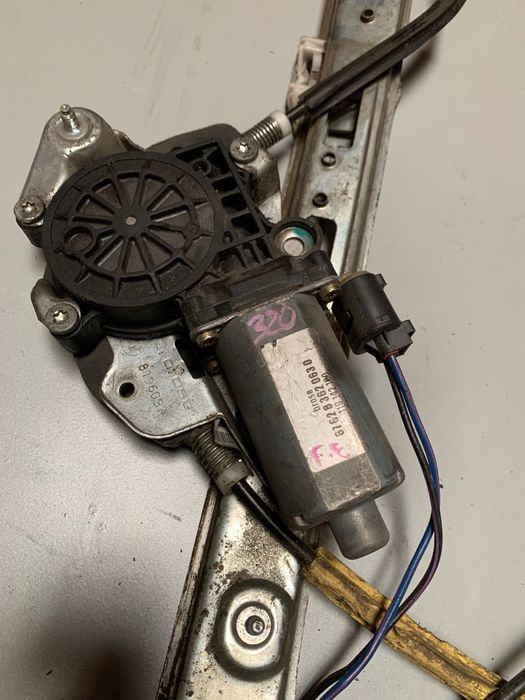 Elevador com motor frente esquerdo BMW E46