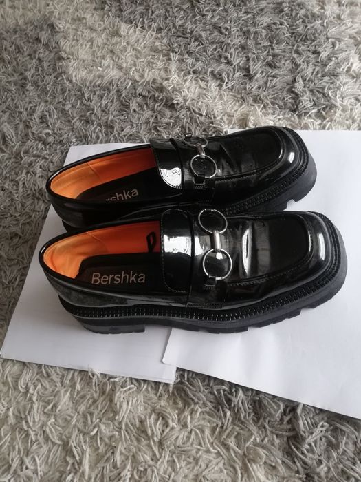 Buty Bershka rozm. 39