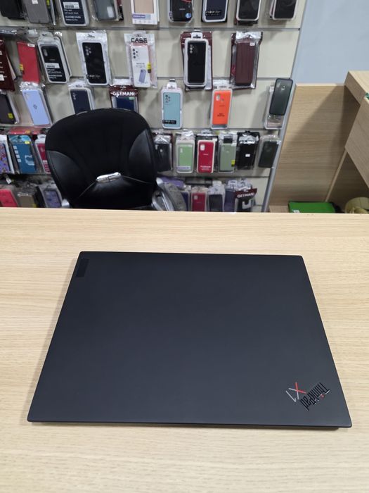 Ноутбук бізнес-класа ThinkPad X1 Carbon/i5/LTE/512/Гарантія/Магазин