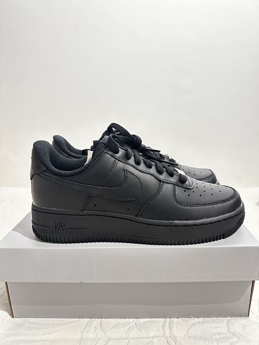 Nike Air Force 1 Preto - n38,5