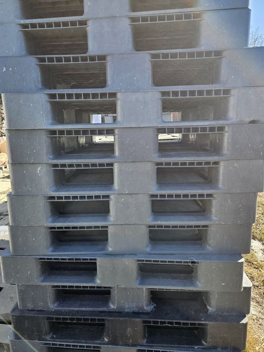 Palety przemysłowe 110x110